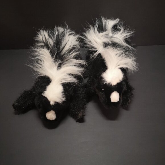 Folkmanis Skunk Hand Puppet X 2 Soft Black & White Faux Fur Realistic - Picture 3 of 6